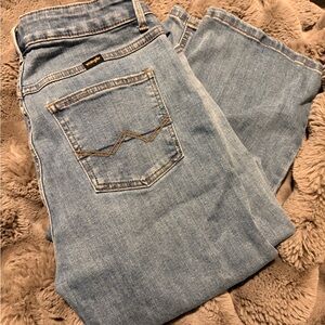 Wrangler Women's Classic Blue Straight Leg Jeans